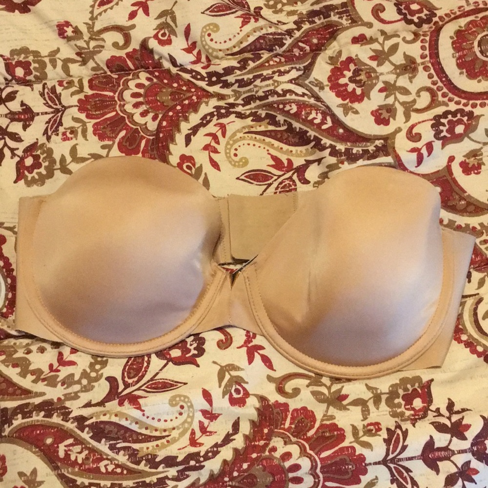 Victoria’s Secret Lightly Lined Strapless Bra